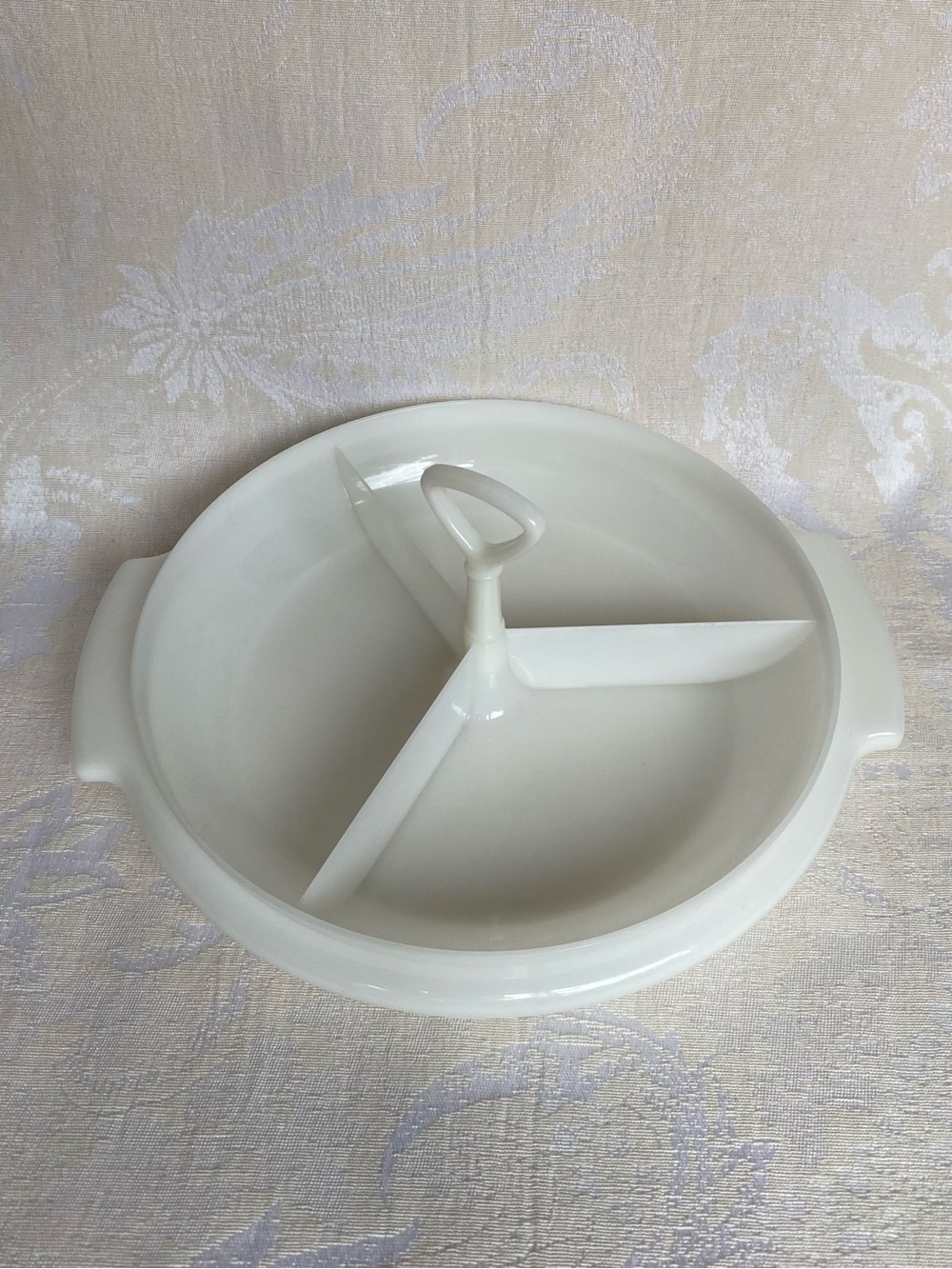 Tupperware Divided Serving Tray